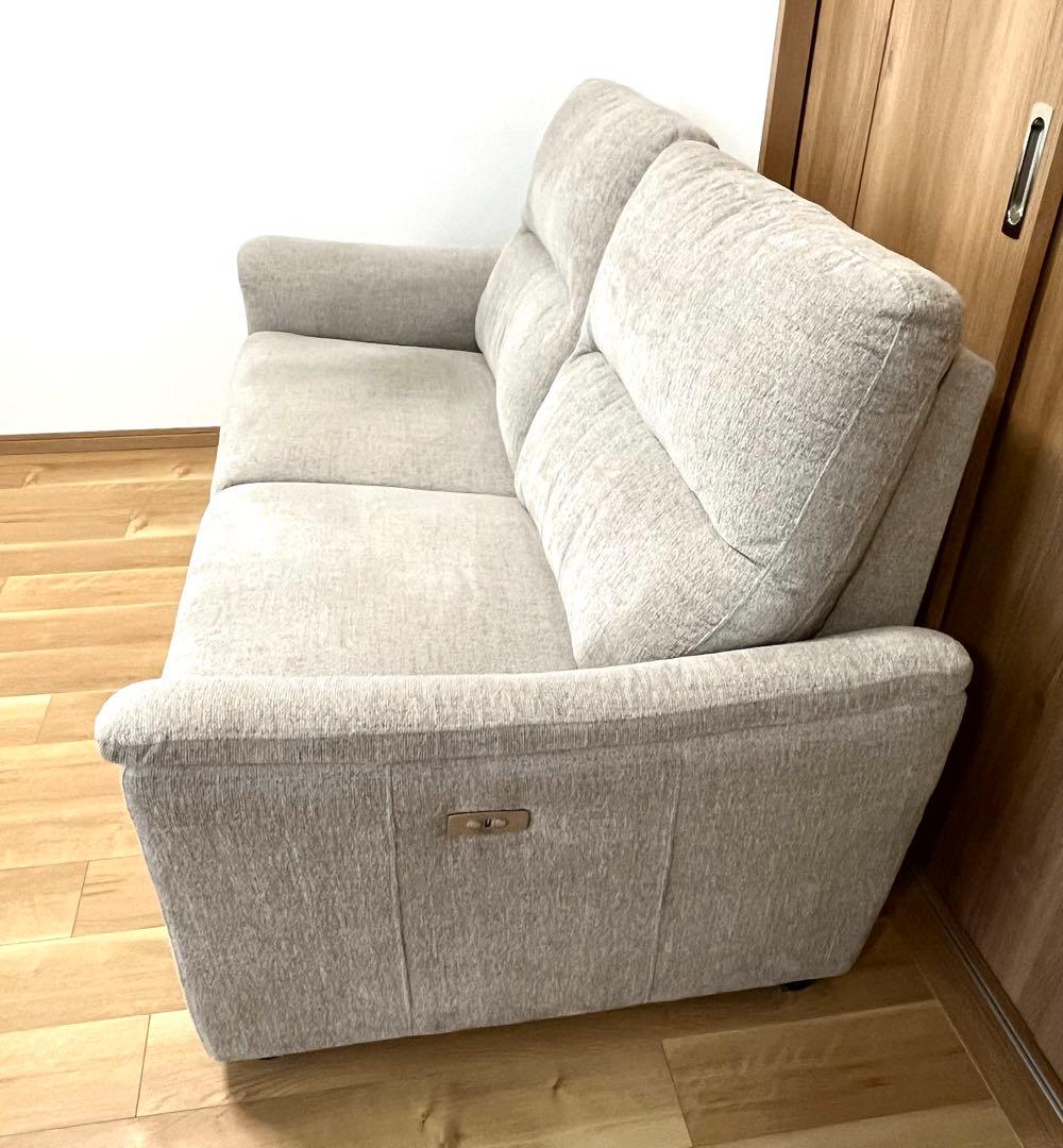 ごりしょー　ニトリ電動リクライニング ソファ　3人用布張りベージュ