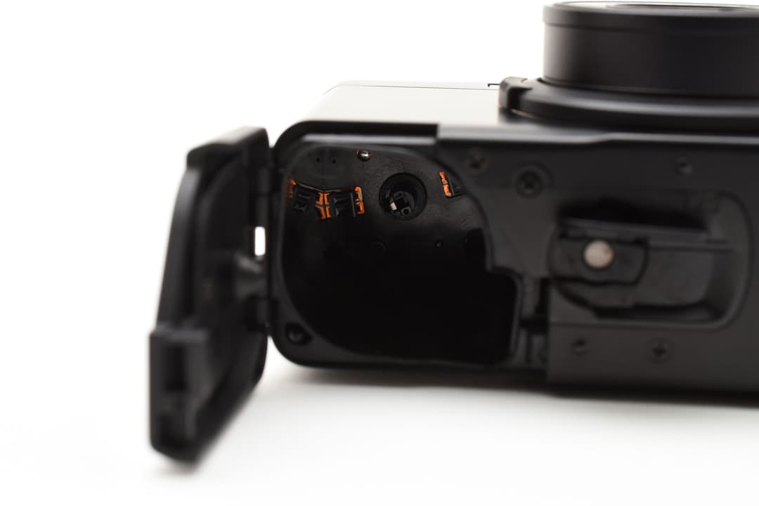 コンタックス Tix Black Film Camera #C270