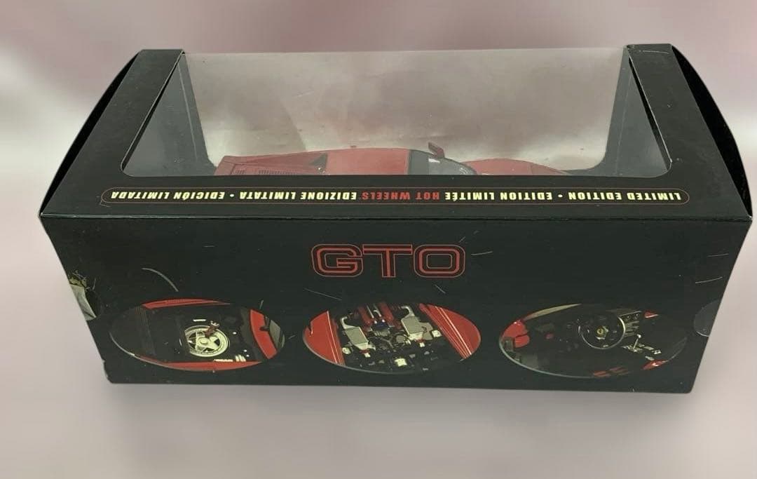 1/18 Ferrari GTO(レッド) 「Hot Wheels ELITE」
