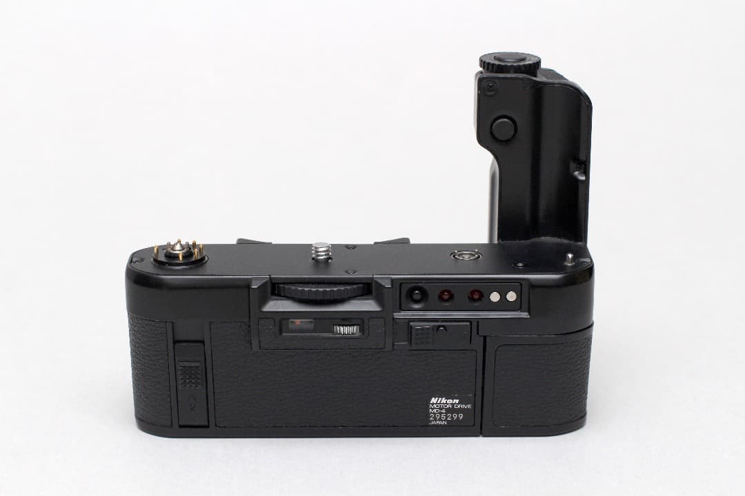 最後の価格　ニコン　F3専用モータードライブ　MD-4    着払い