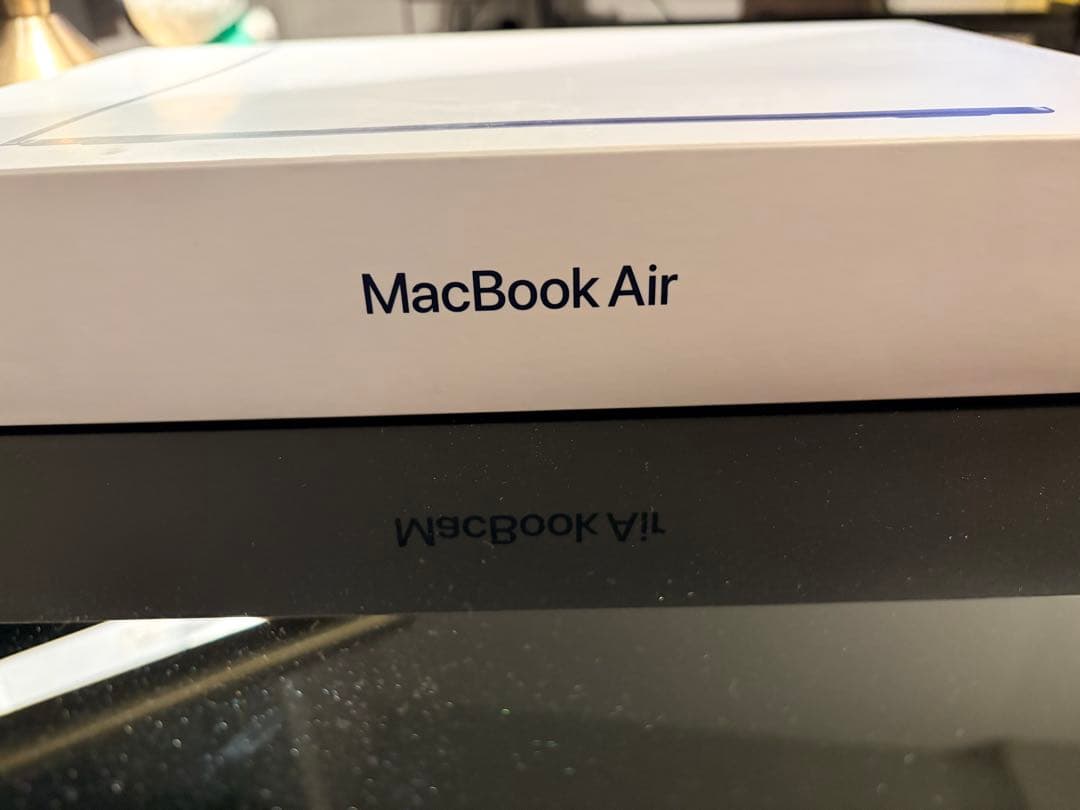 M2 MacBook Air 13インチ 8GB 512GB