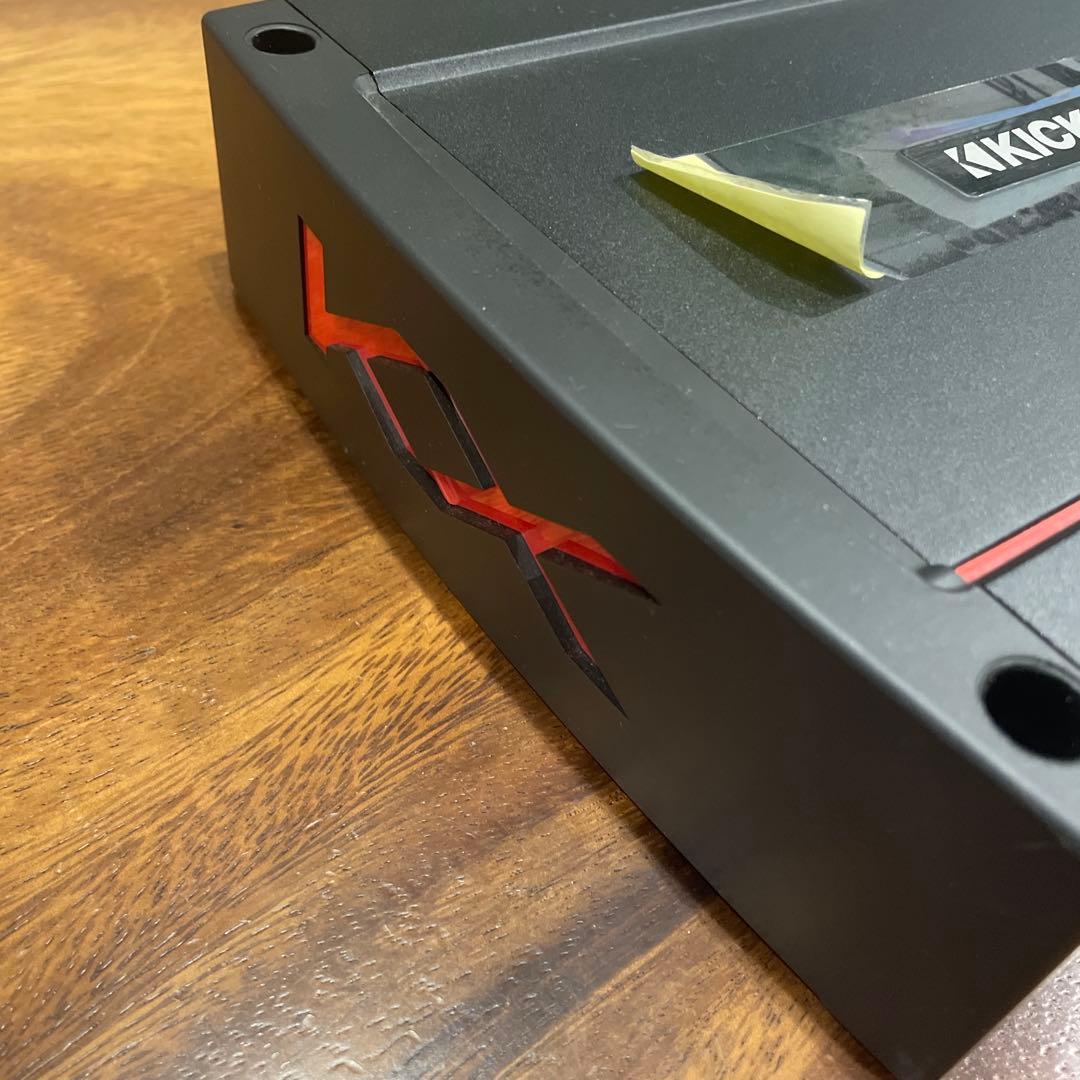 kicker アンプ　KXA800.1