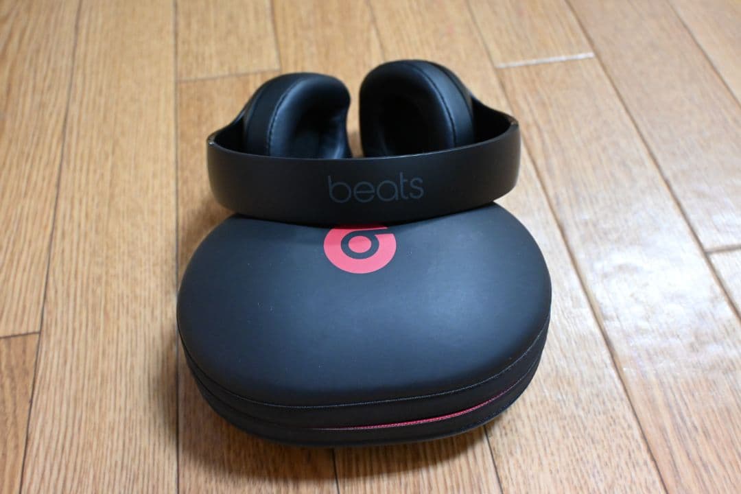 Beats ワイヤレスヘッドホン ケース付き