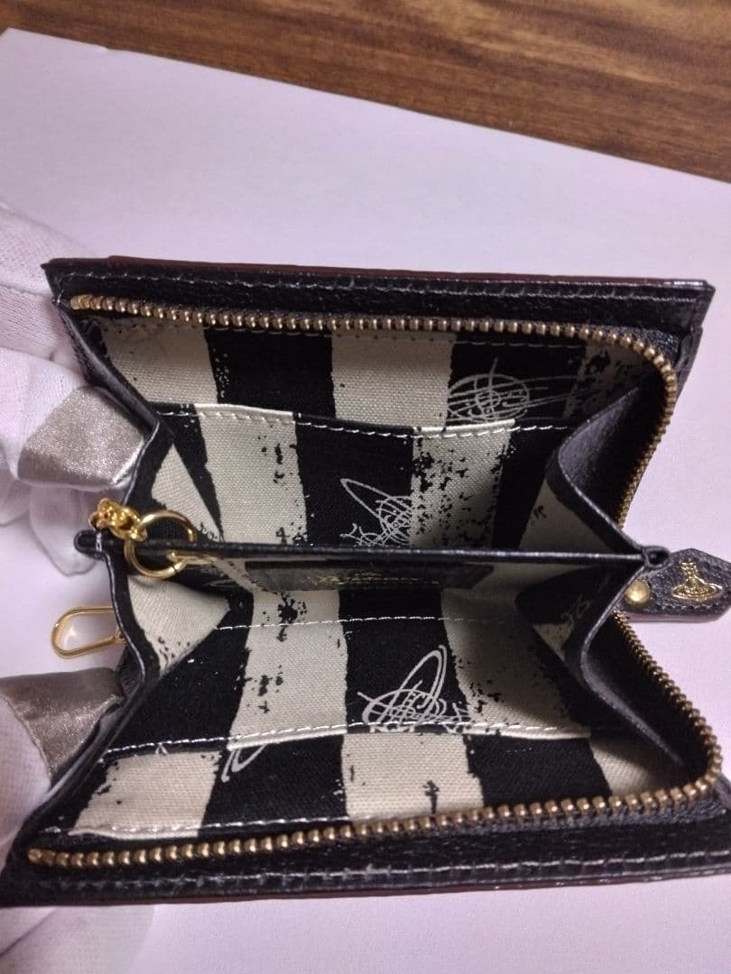Vivienne Westwood ブラック ケース
