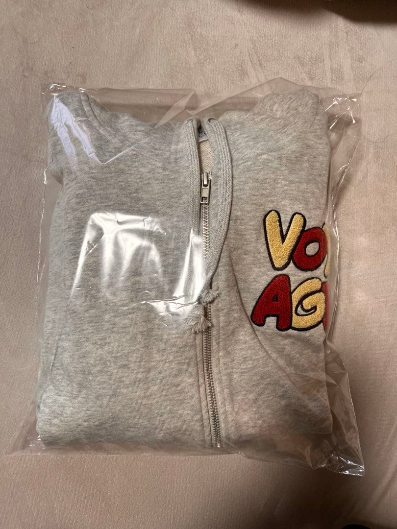 なにわ男子　voyAGE パーカー