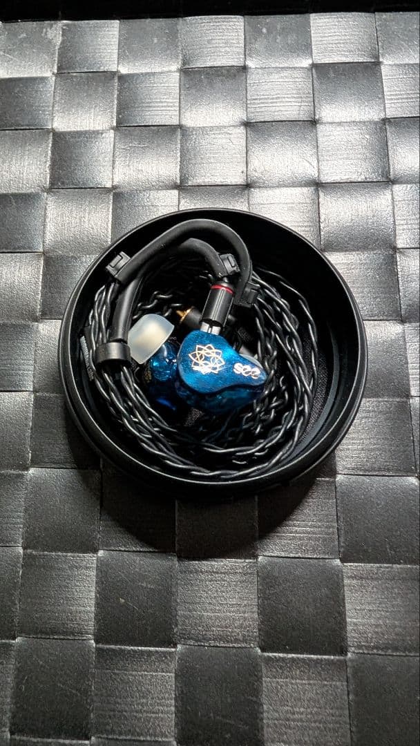 イヤホン See audio Bravery AE