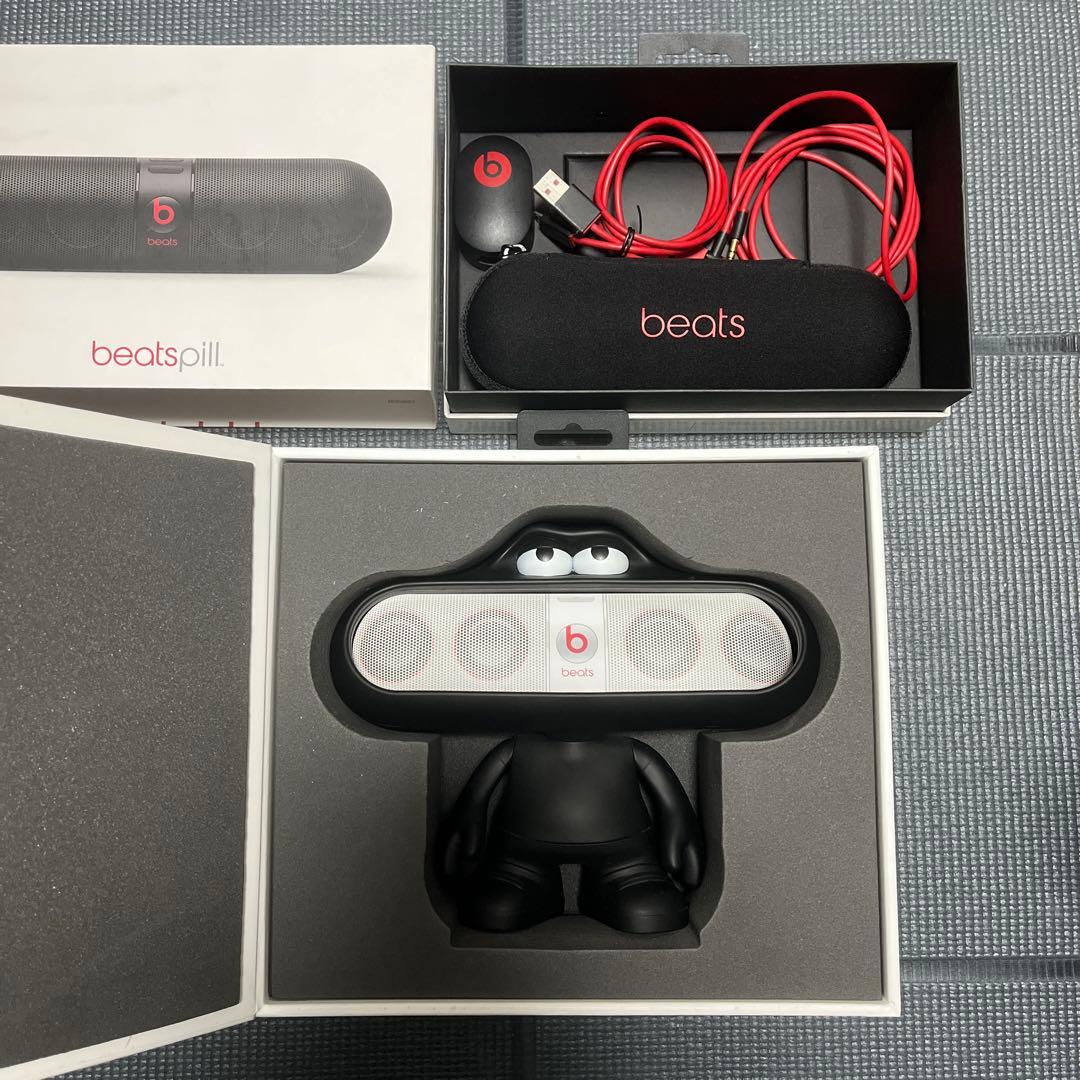 beats pill スピーカー と専用スタンド セット