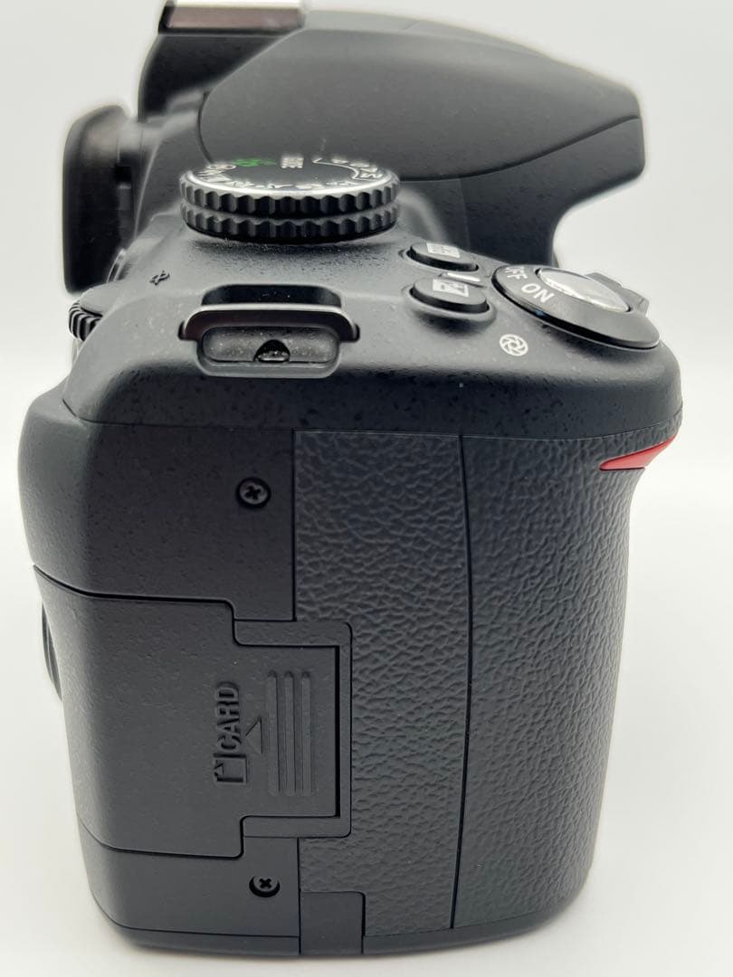 『完動美品』Nikon D3000 + AF-S DX 18-135mm セット