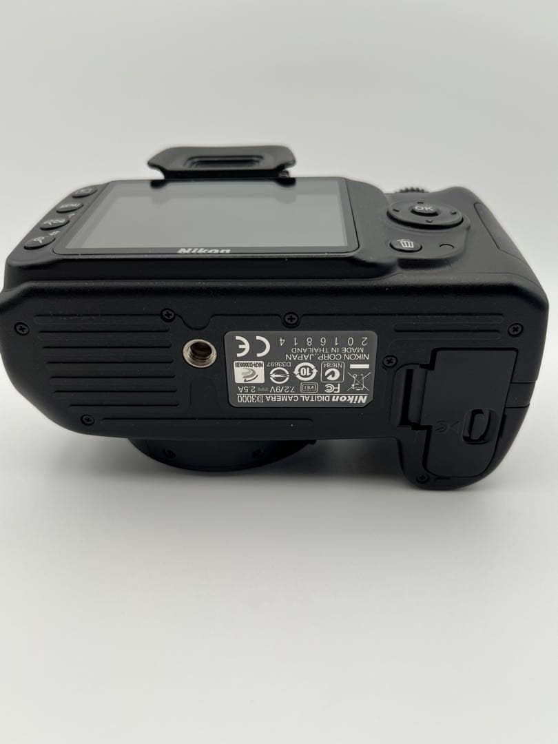 『完動美品』Nikon D3000 + AF-S DX 18-135mm セット