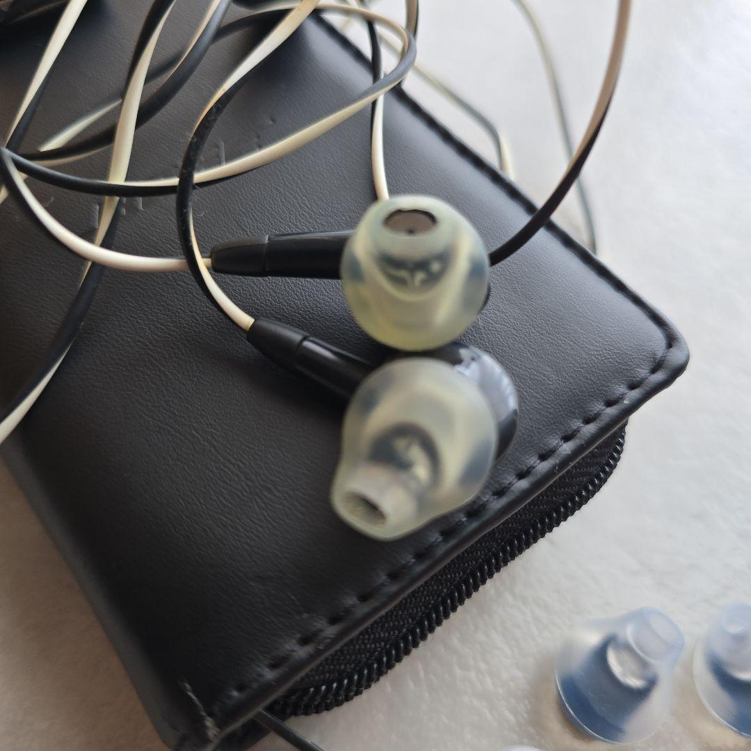 Bose 有線イヤホン 収納ケース付き