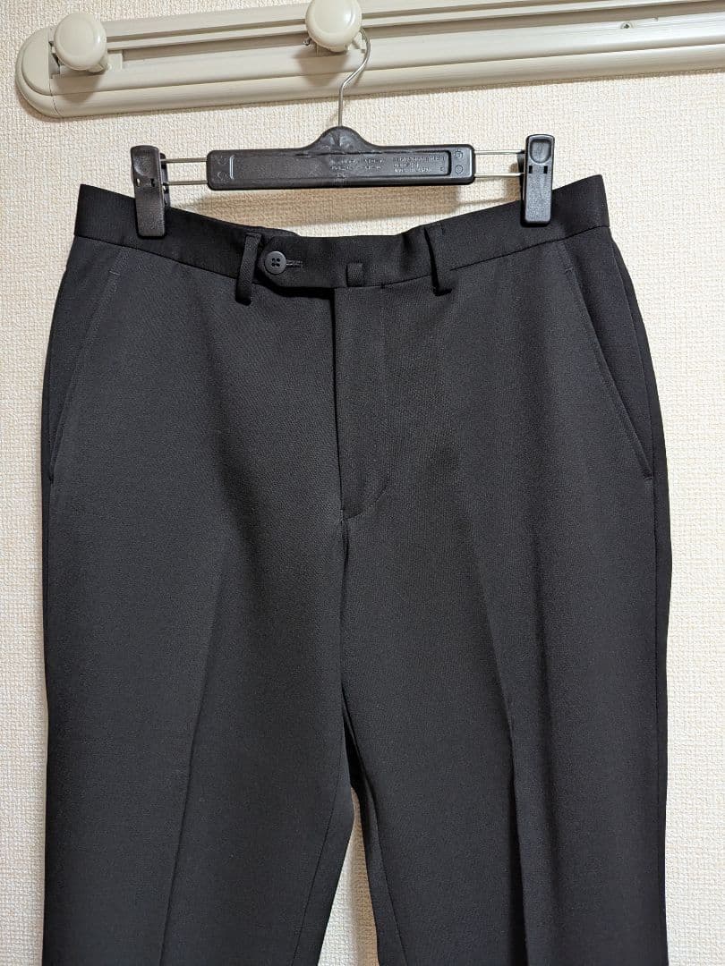 ONLYオンリースーツ 170A ブラック無地　股下77　表地は毛100%