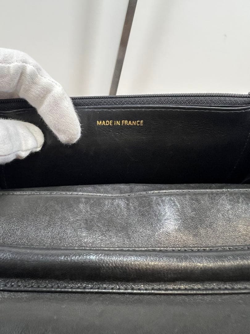CHANEL ブラックレザー チェーンウォレット バッグ