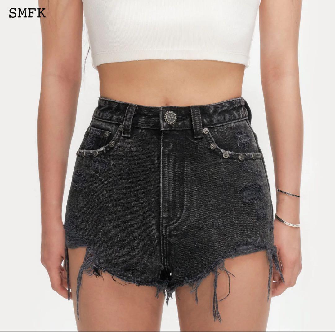 SMFK ブラック ショートパンツ