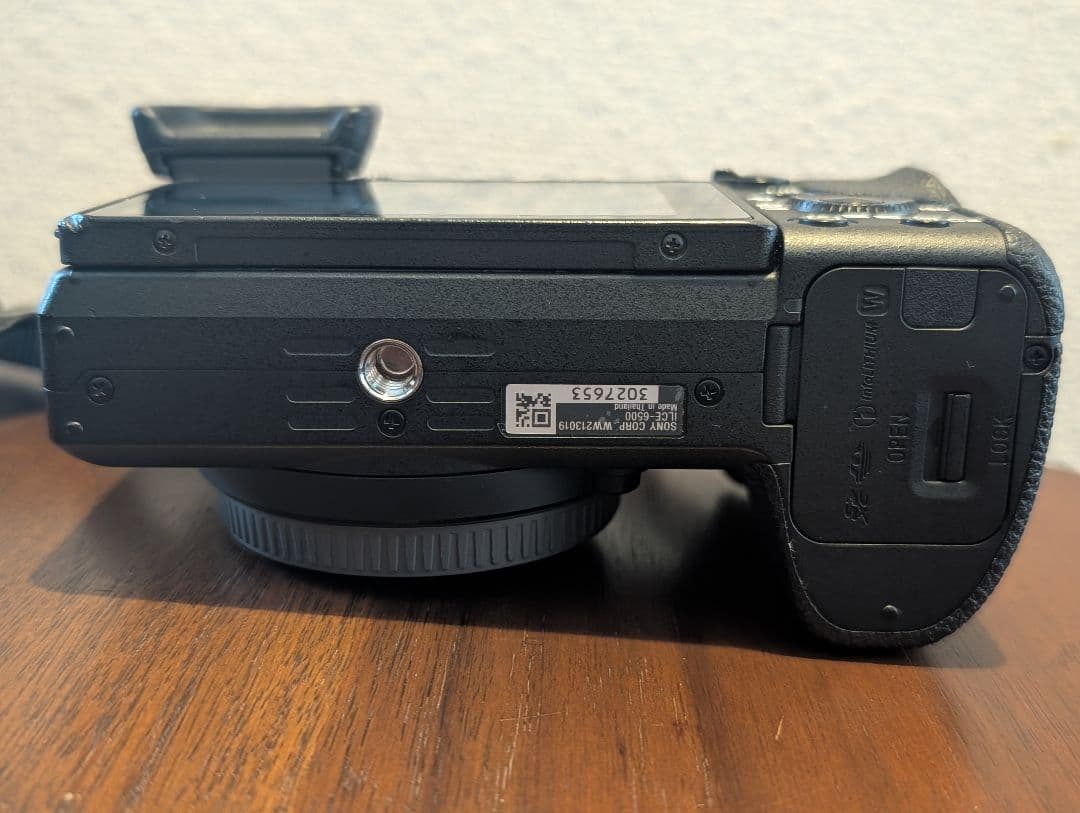 SONY α6500 ミラーレス一眼　ショット数少