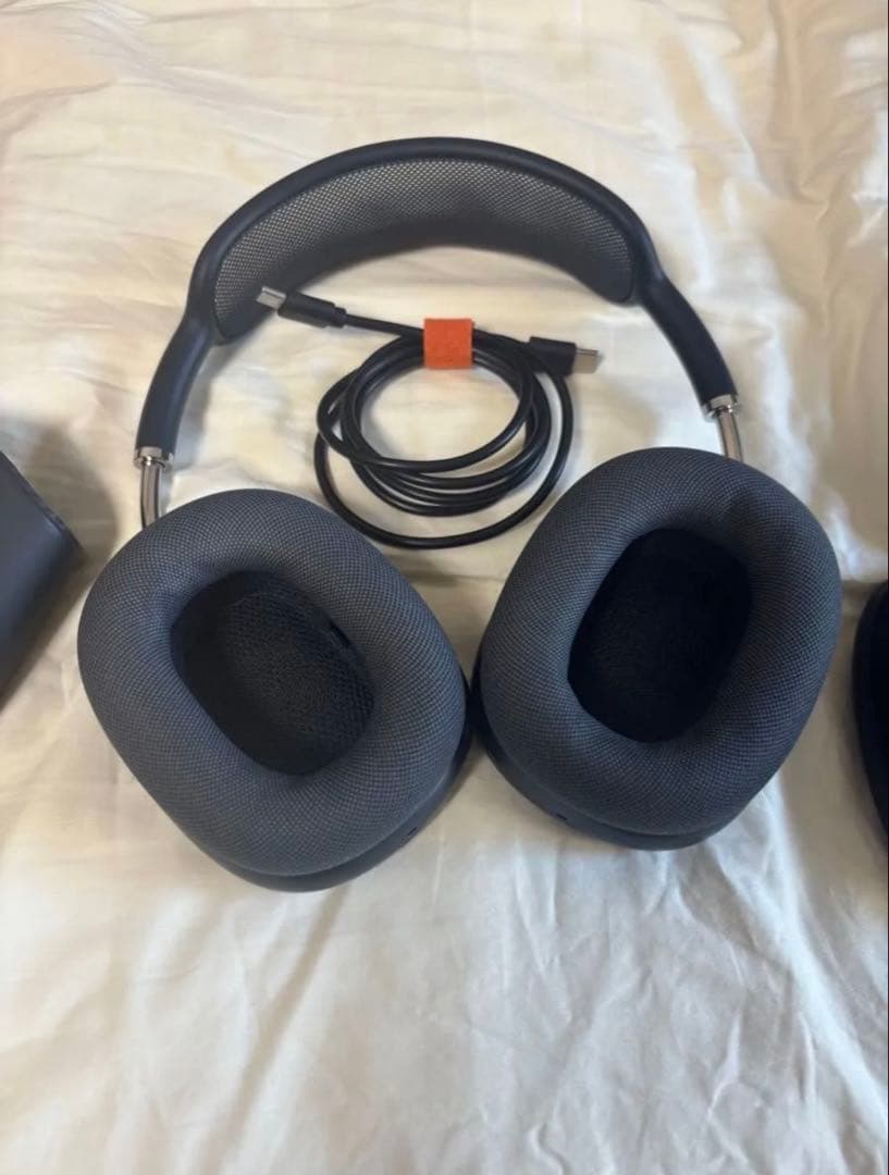 typeCAirPodsMaxModel第二世代 A3184spigenカバー