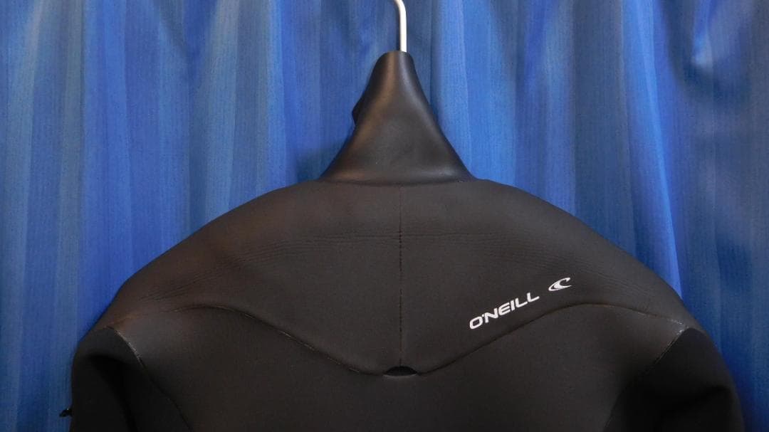 ★超美品★2024製★オニール★Lサイズ★5×3ミリ★psycho★oneill