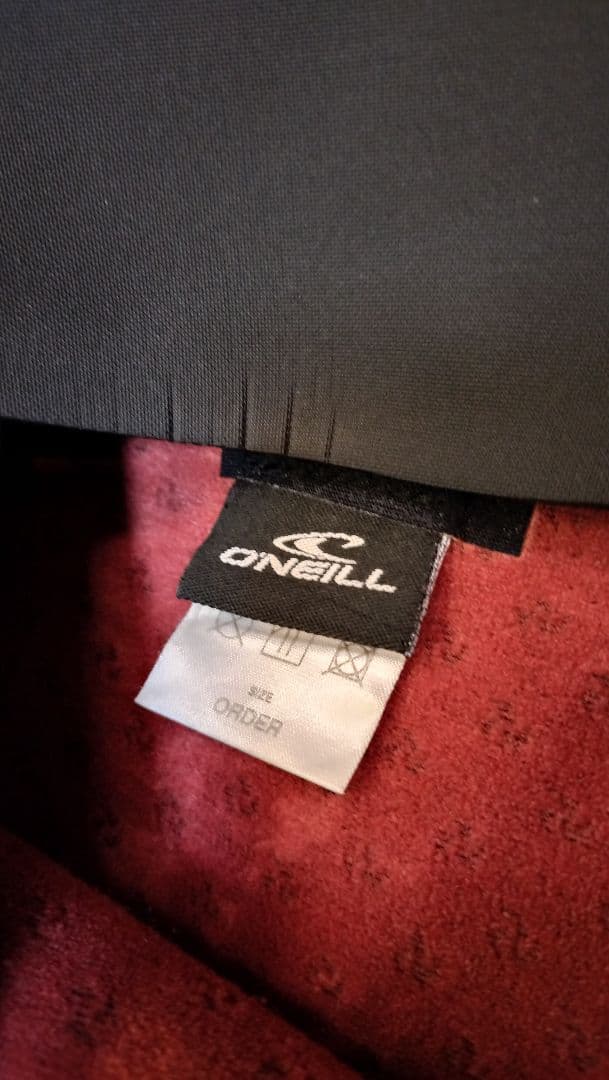 ★超美品★2024製★オニール★Lサイズ★5×3ミリ★psycho★oneill