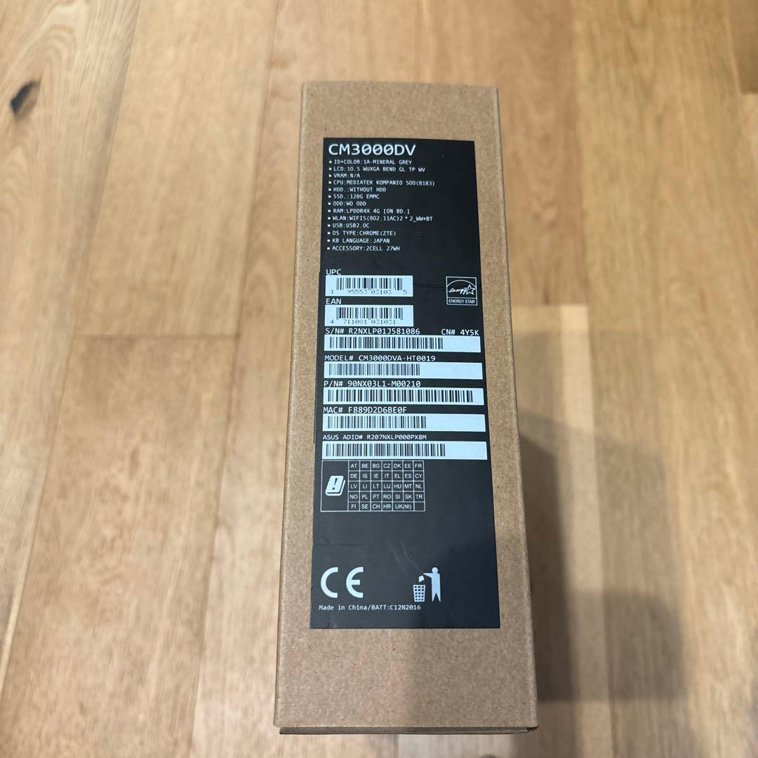 Chromebook本体 ASUS Chromebook Detachable CM3