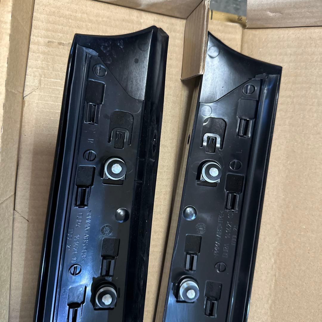 中古品  ミニクーパー 純正品 Aピラー モール カバー 左右セット