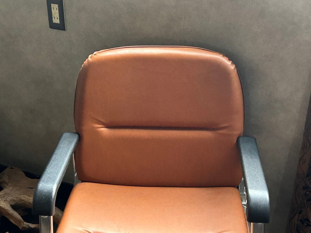 ②PLUS スイス　デスクチェア　レトロ　アームチェア　ミッドセンチュリー IH