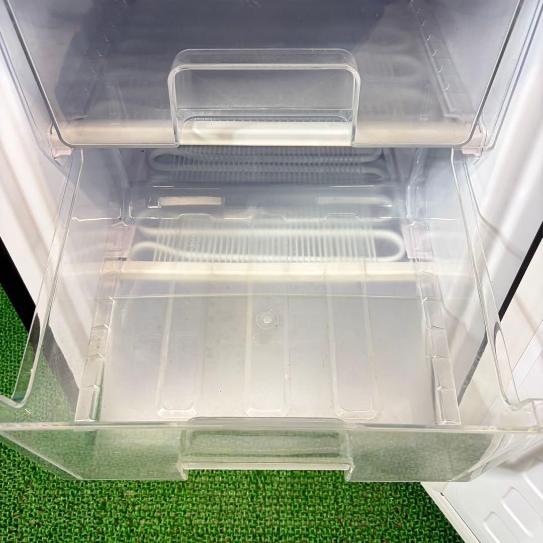 745レトロデザイン冷蔵庫！！　小型　一人暮らし　2ドア　右開き　ブラックカラー