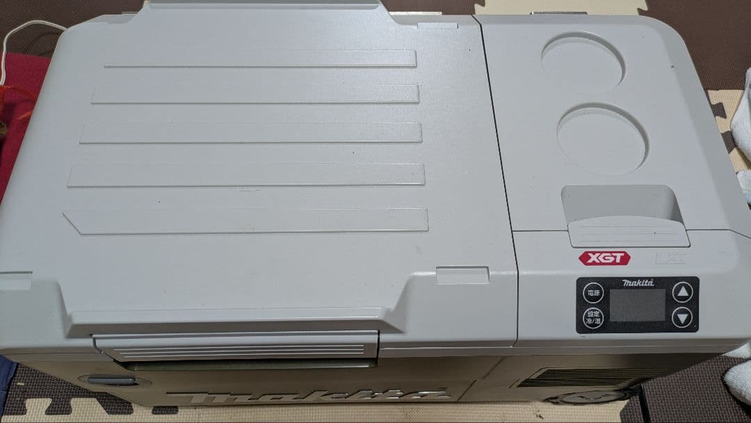 値下げ　Makita マキタ　CW001G 20L 充電式保冷温庫 屋外未使用