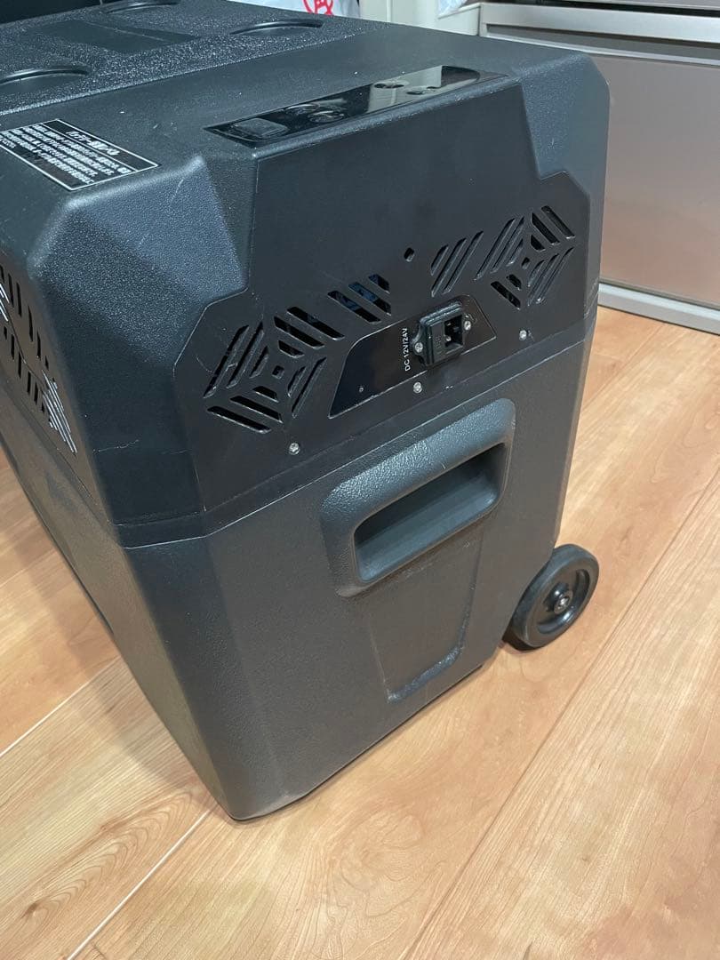 ポータブル冷蔵庫　40L アイリスオーヤマ