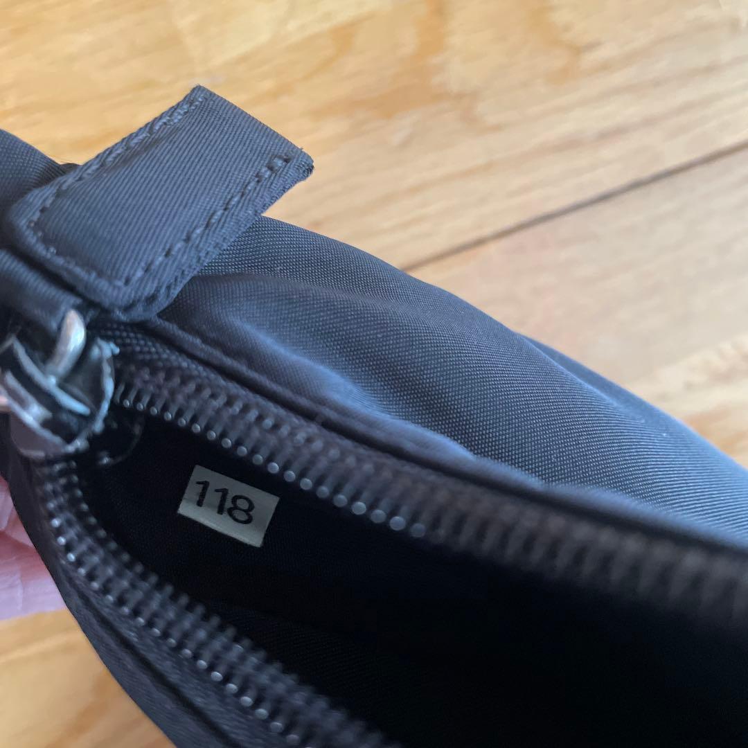 PRADA ナイロン ミニハンドバッグ アクセサリーポーチ