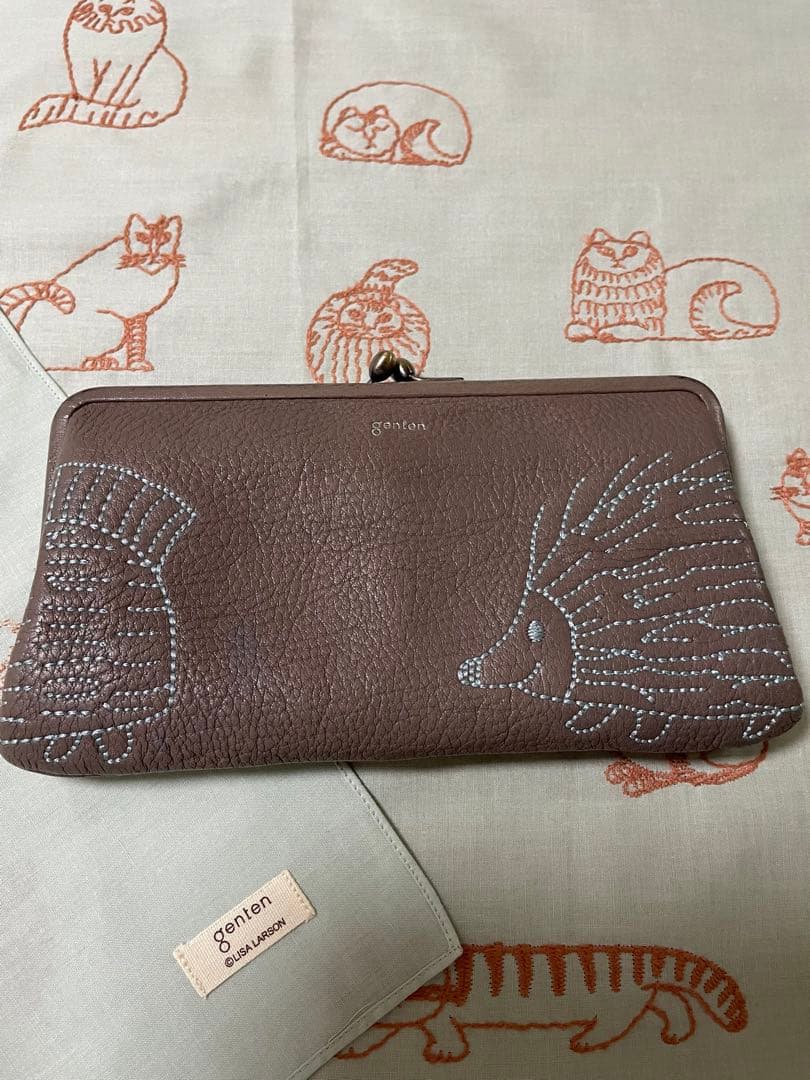 genten Lisa Larsonハリネズミ刺繍 長財布 ブラウン