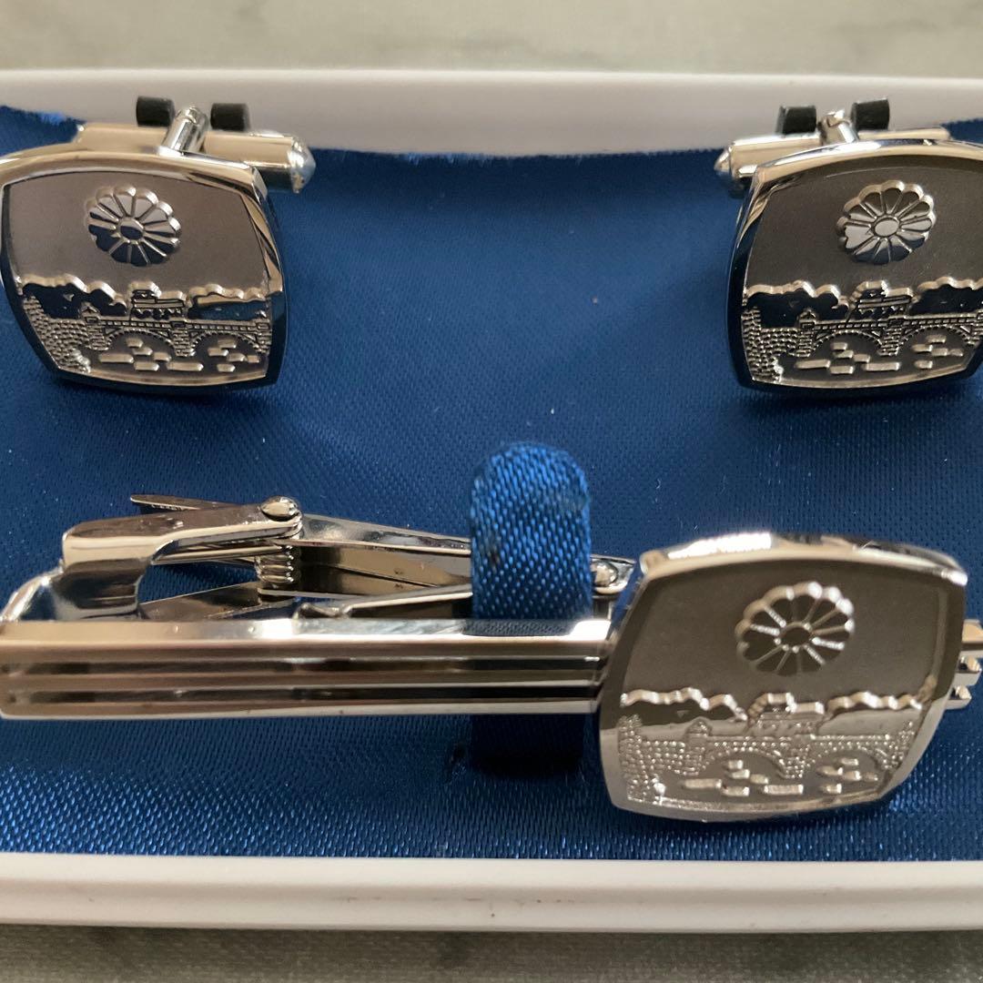 ネクタイピン カフスボタン おまとめ　菊花紋　ダンヒル　七宝焼(佐野登志子)他