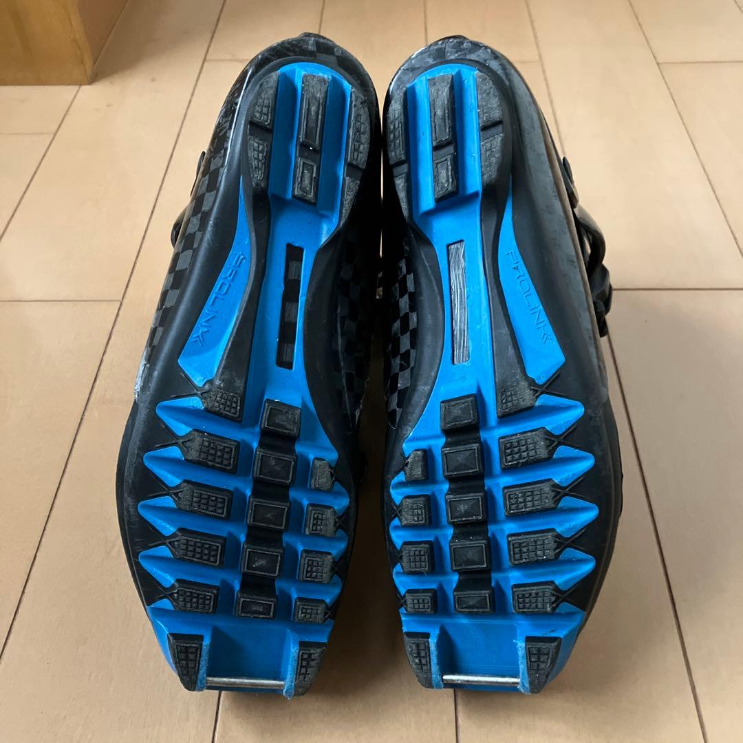 サロモン　クロスカントリースキーブーツ