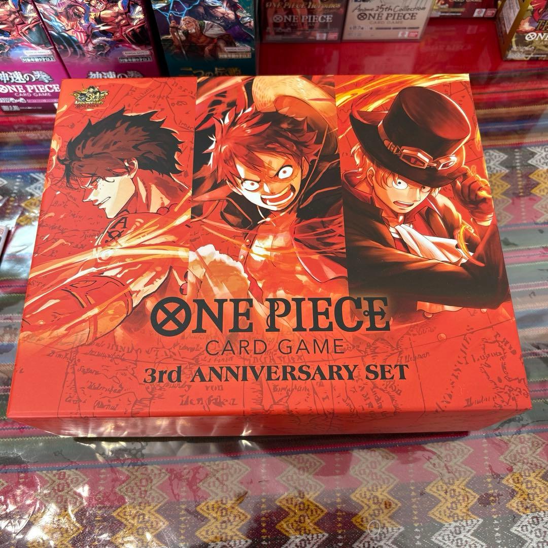【値下げ中】ワンピースカード　引退品　全て新品・未使用　BOXはテープあり