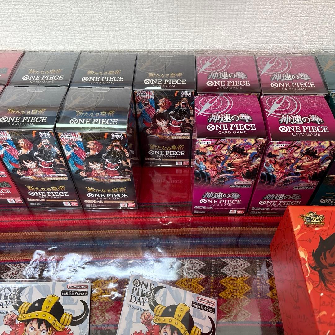 【値下げ中】ワンピースカード　引退品　全て新品・未使用　BOXはテープあり