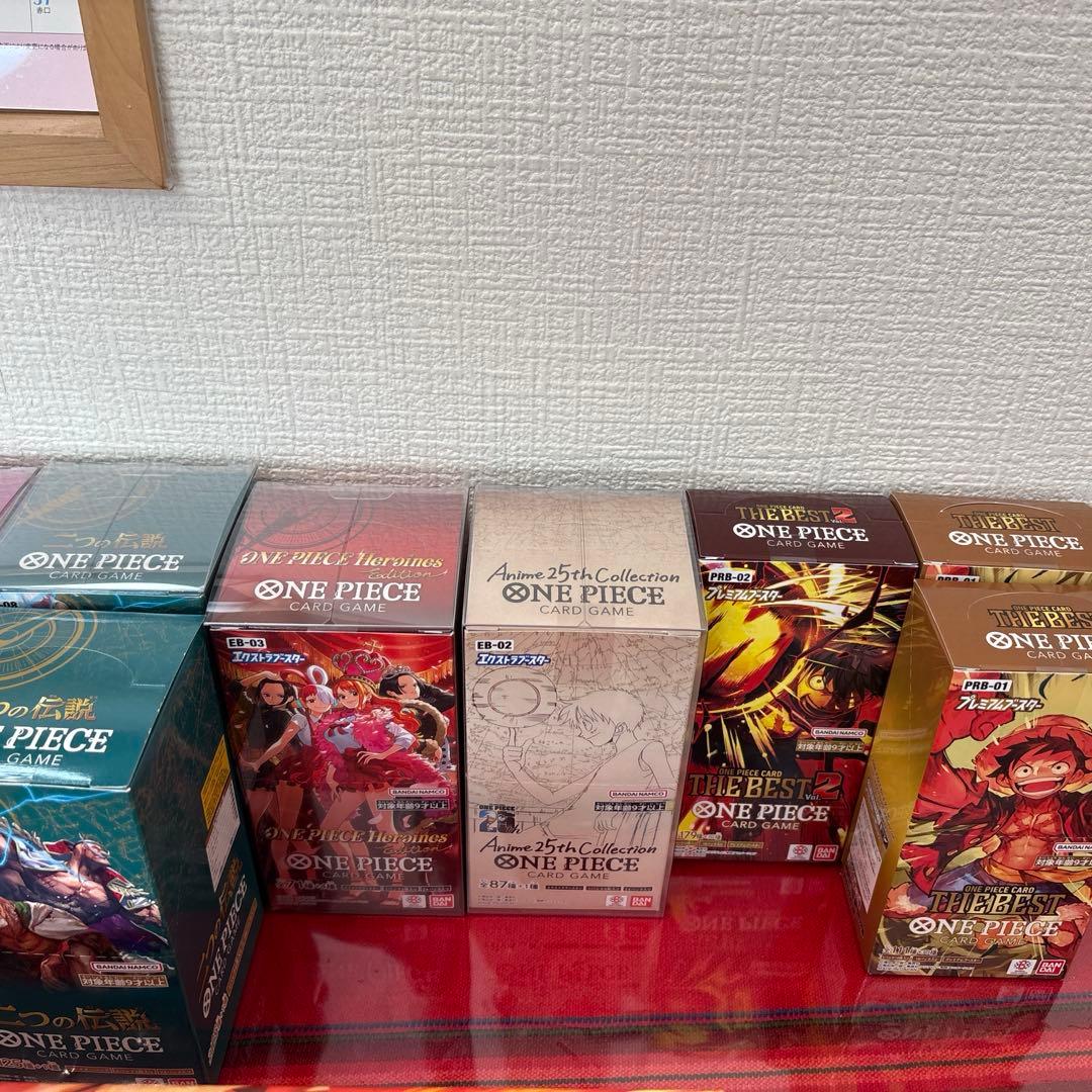 【値下げ中】ワンピースカード　引退品　全て新品・未使用　BOXはテープあり