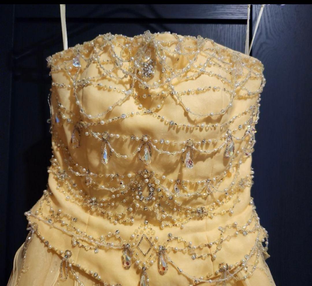 ウエディング、演奏会　黄色にキラキラが一杯ついたかわいいドレス　Sサイズ