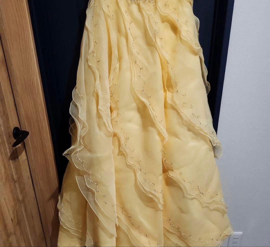ウエディング、演奏会　黄色にキラキラが一杯ついたかわいいドレス　Sサイズ