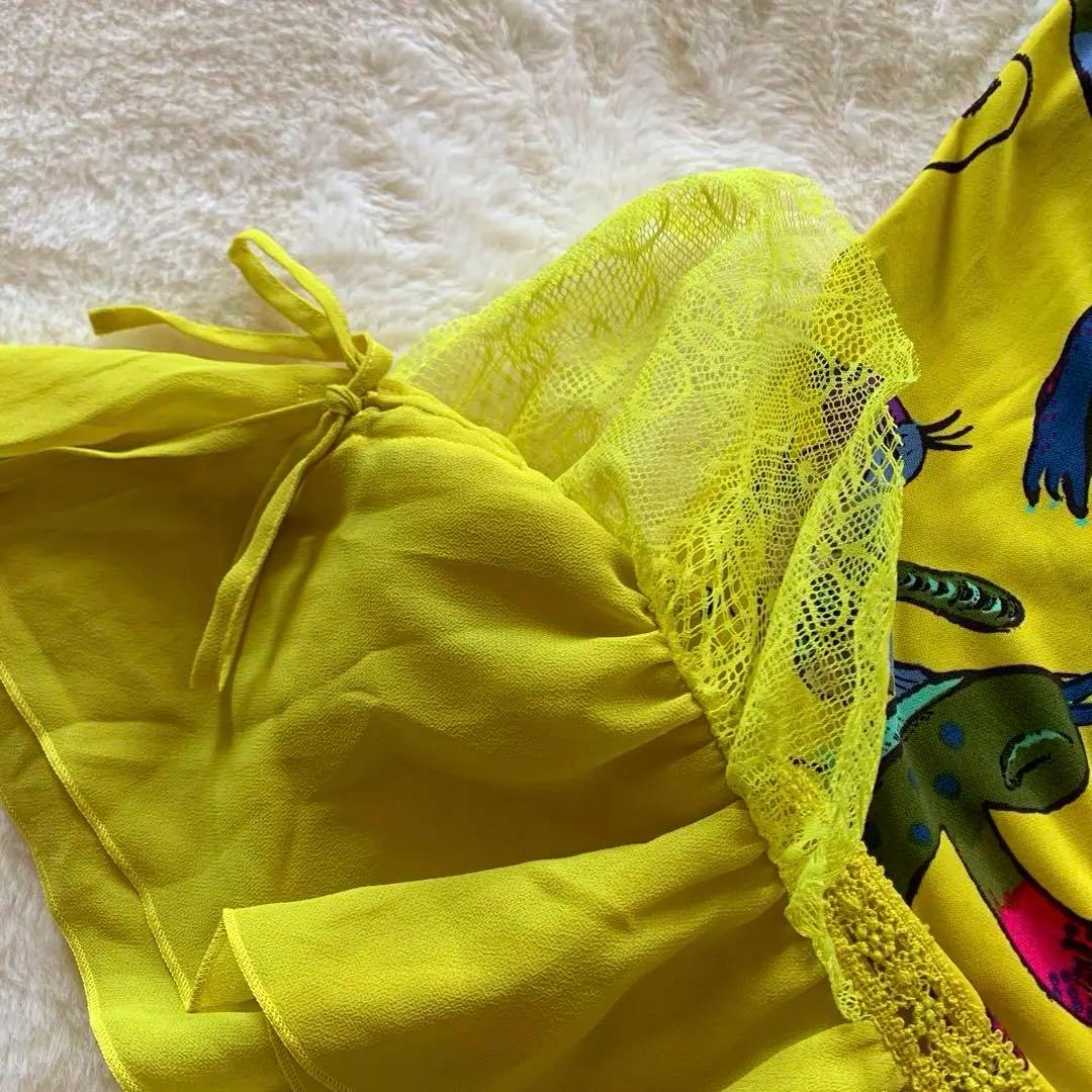 サマンサトクコ　プレミアム　レース、すそフリルいっぱい。バックサービス