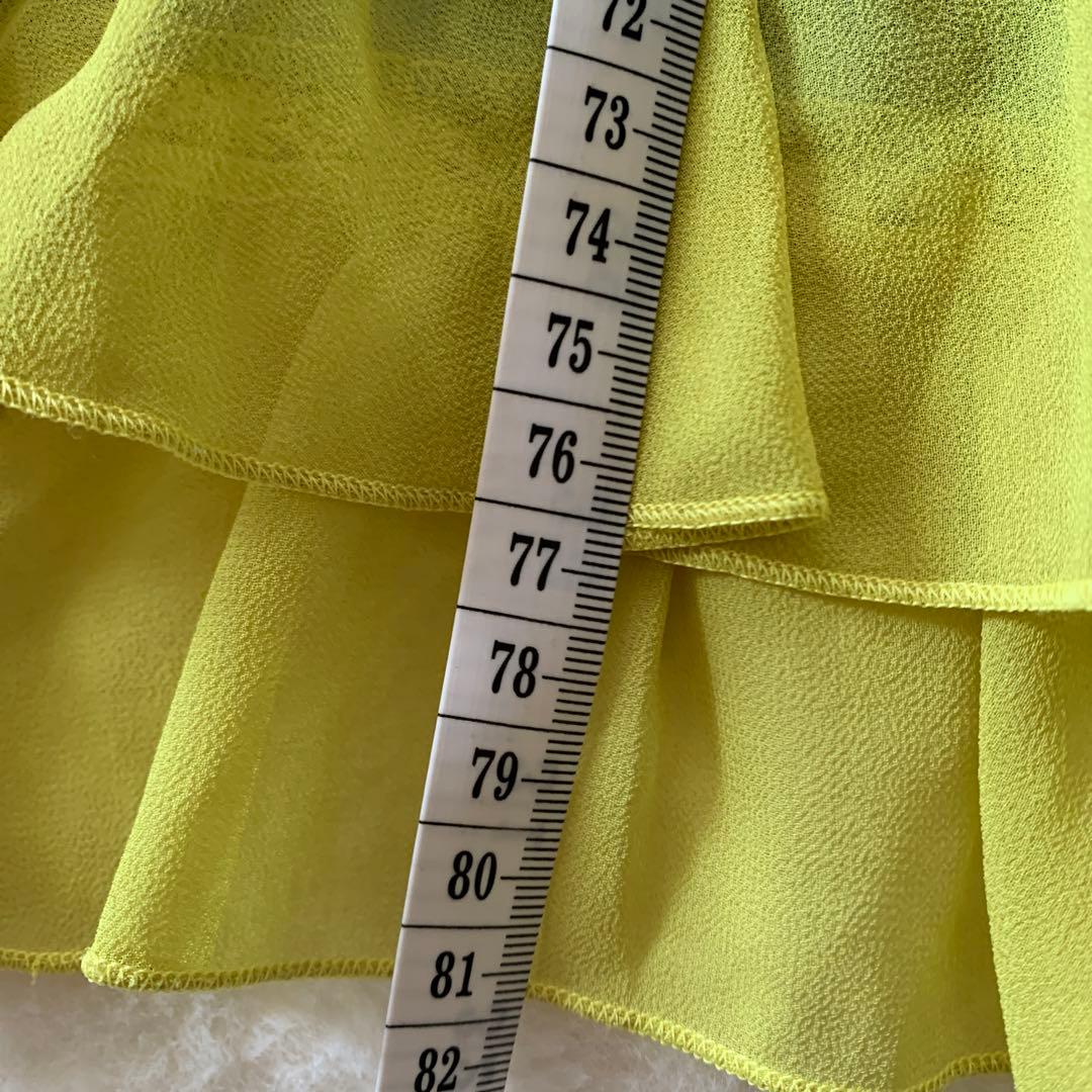 サマンサトクコ　プレミアム　レース、すそフリルいっぱい。バックサービス