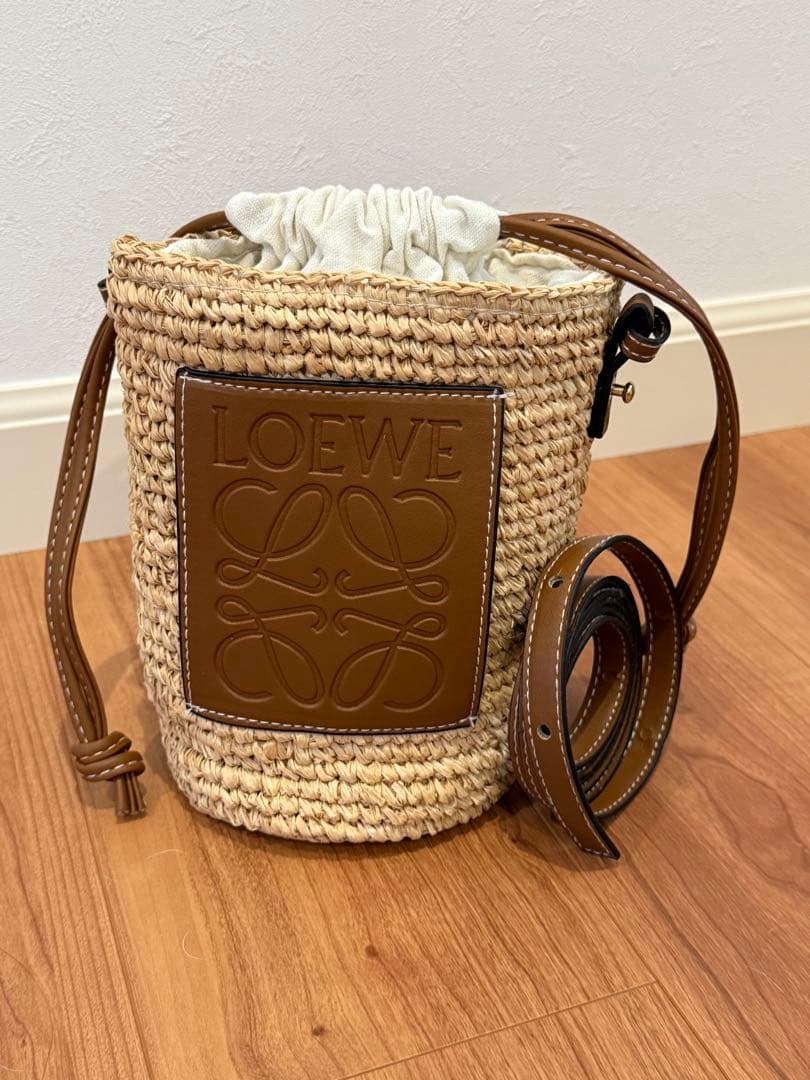 ラフィア　かごバッグ　ショルダー　ロエベ好きな方