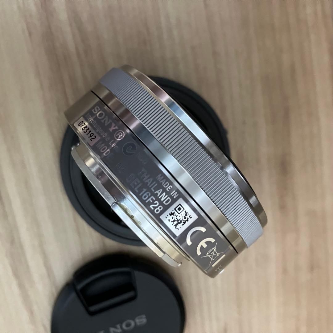 SONY E16mm F2.8 SEL16F28 シルバー キレイ　動作写りOK