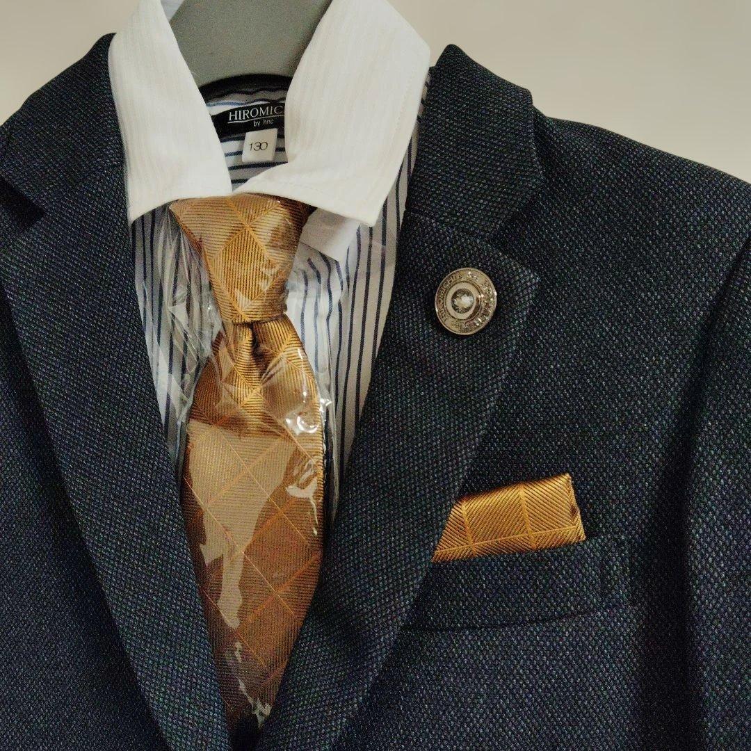 新品ヒロミチナカノ 130 男の子 フォーマル スーツ 入学式　卒業式　長ズボン