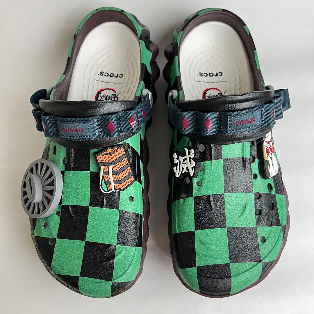 新品未使用品 鬼滅の刃コラボクロックスエコー 炭次郎モデル 27cm