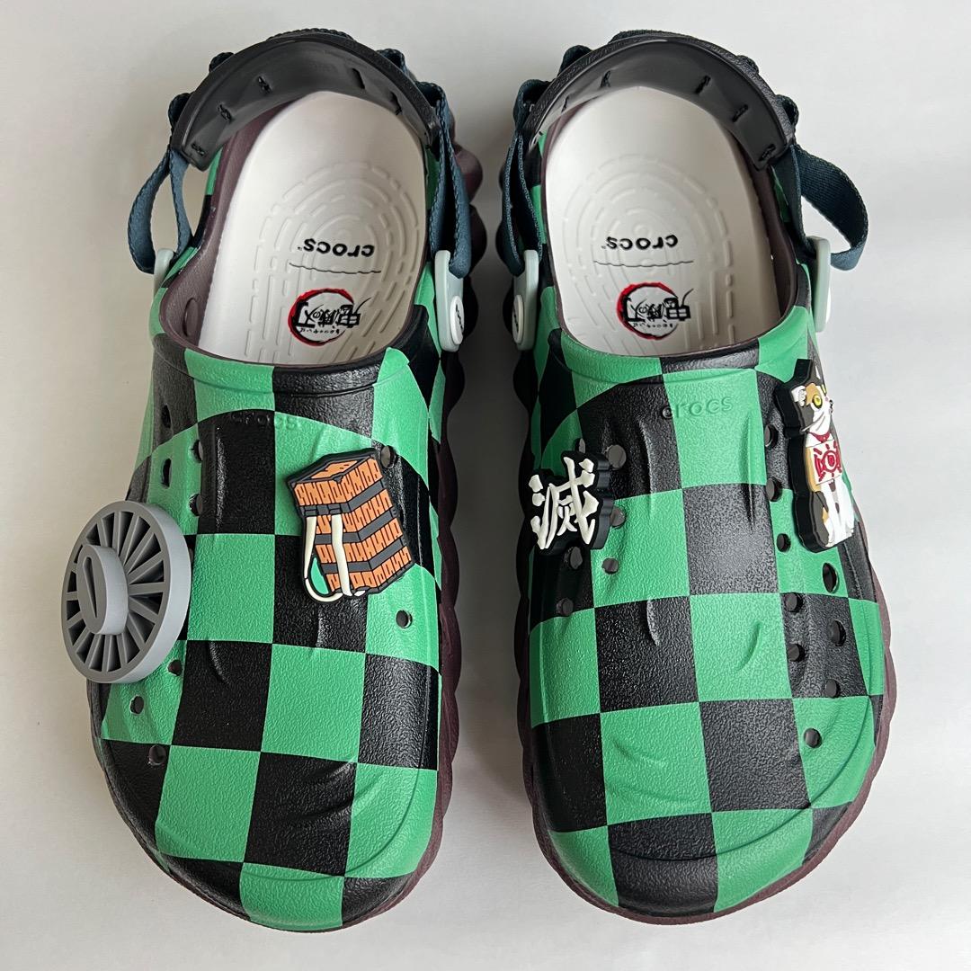 新品未使用品 鬼滅の刃コラボクロックスエコー 炭次郎モデル 27cm