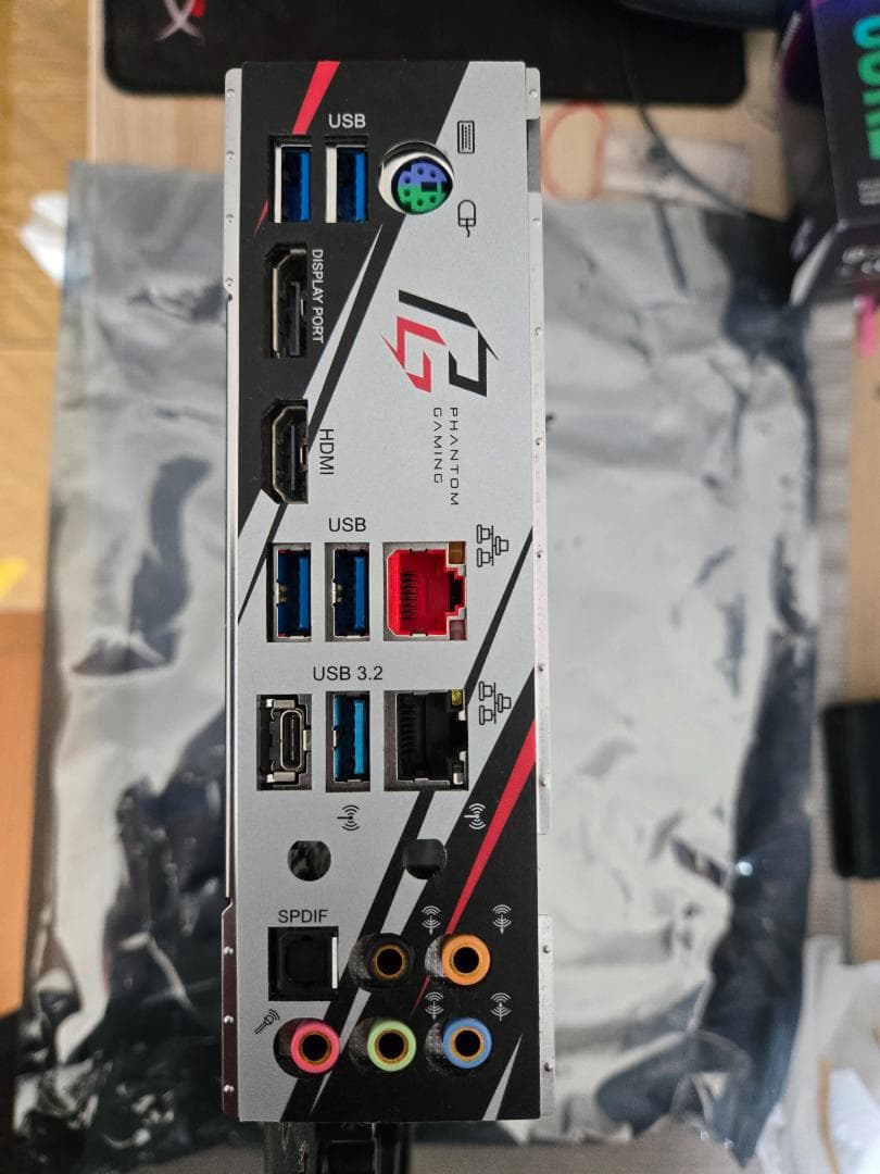 Phantom Gaming 7 ASRock Z390 マザーボード