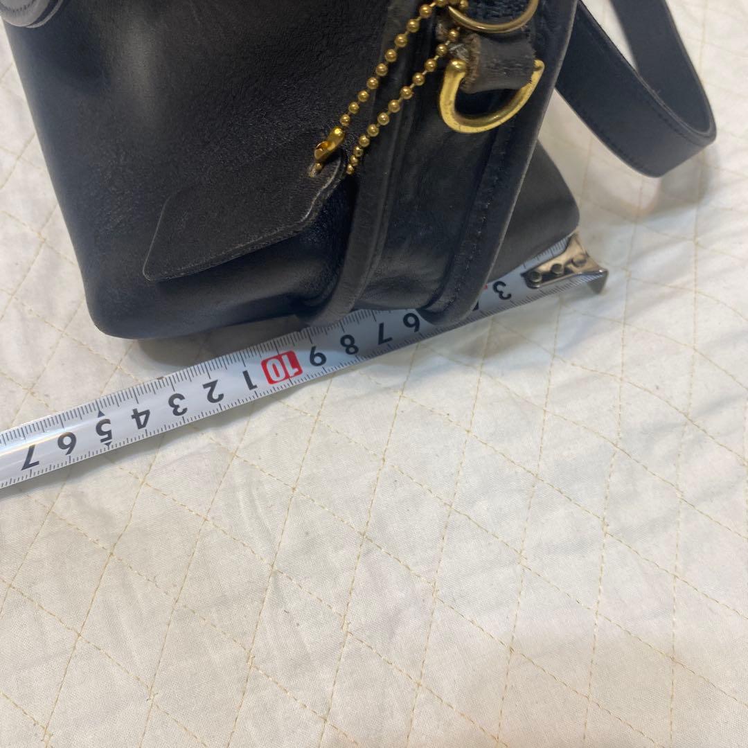 ハンドバッグ　ショルダーバッグ　オールドコーチ　黒　本革