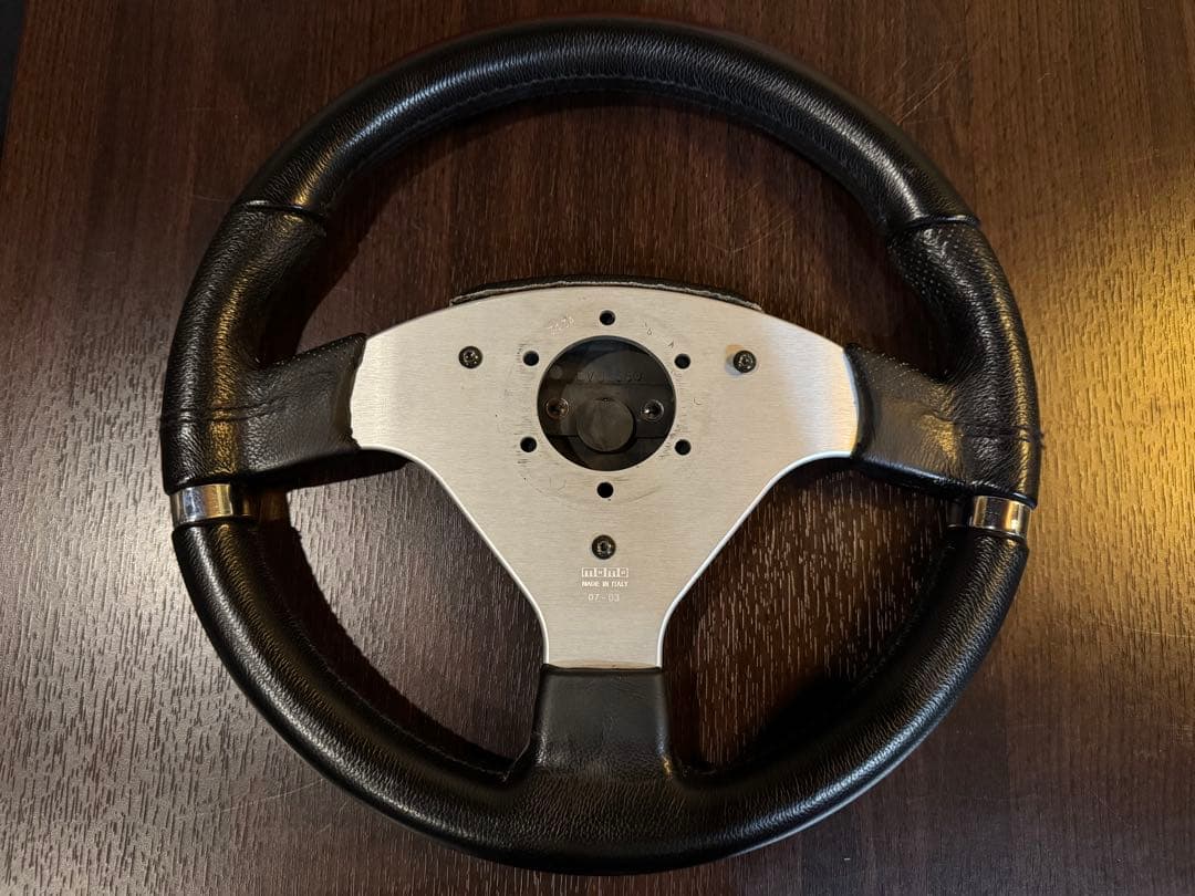 MOMO ステアリング ミレニアムEVO