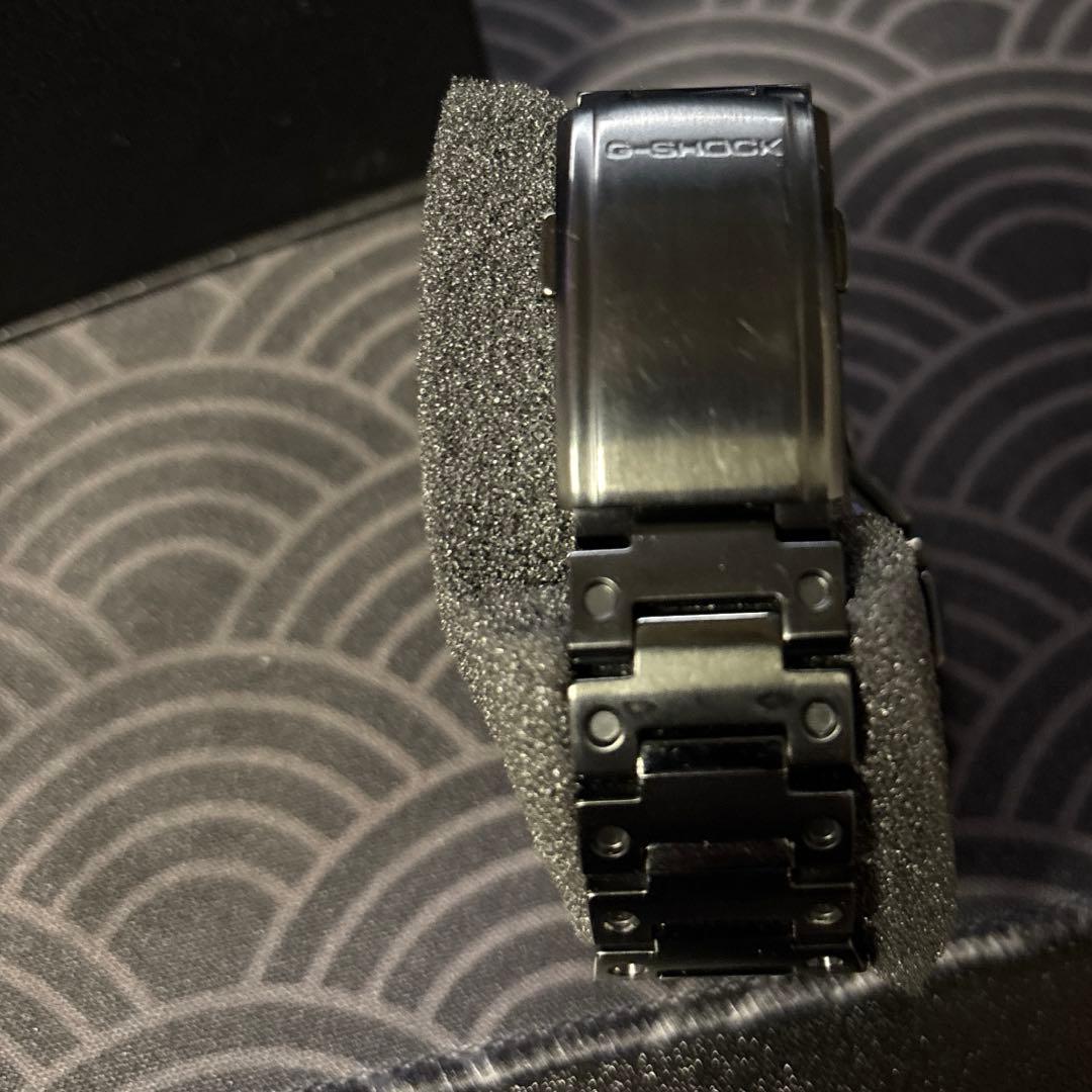 Casio Gshock GMW-B5000GD-1JF（値下げ交渉可）