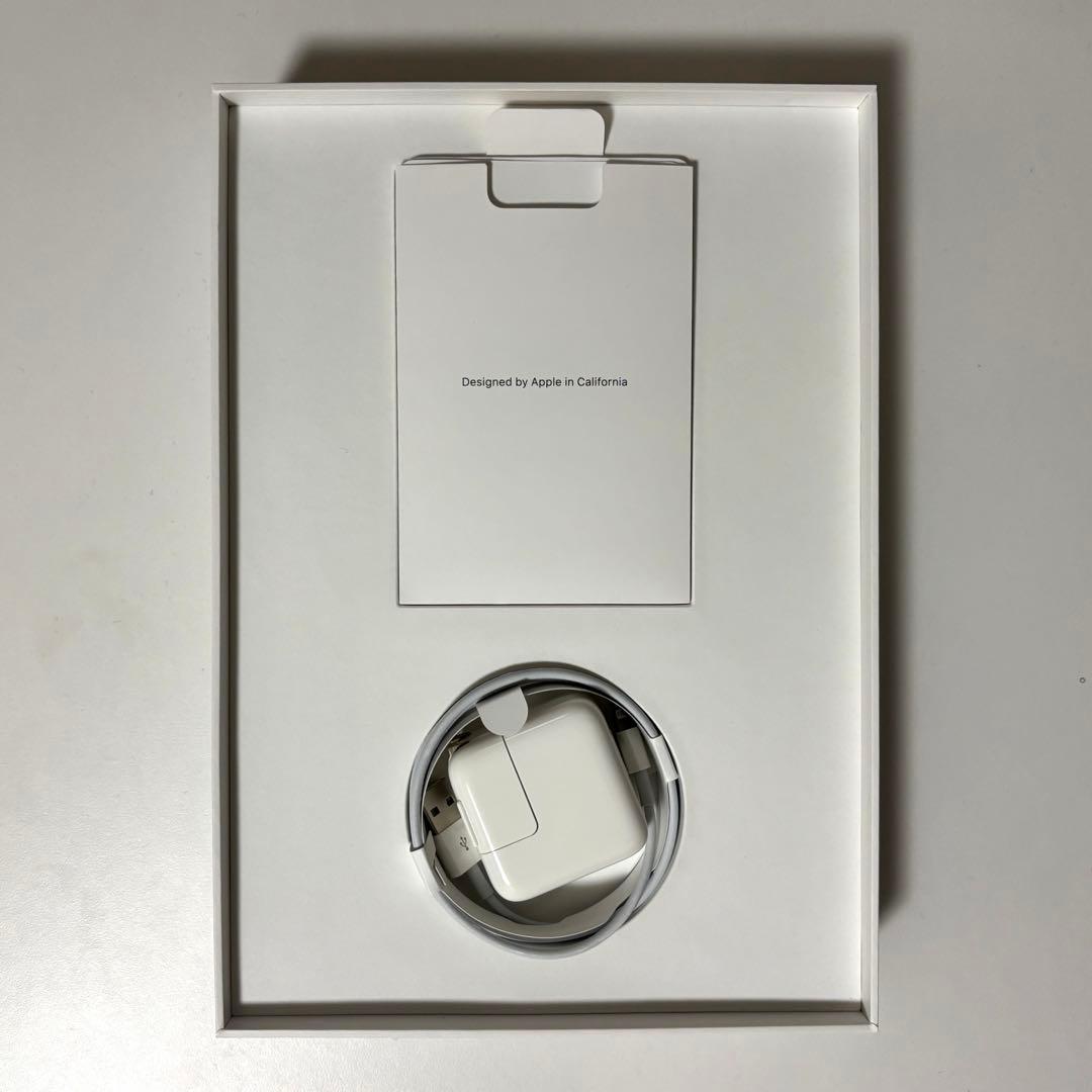 Apple iPad 第7世代 Wi-Fi 32GB スペースグレイ ケース付