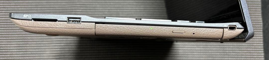 【SSDメモリー無】LIFEBOOK AH45/B3 i3-7130