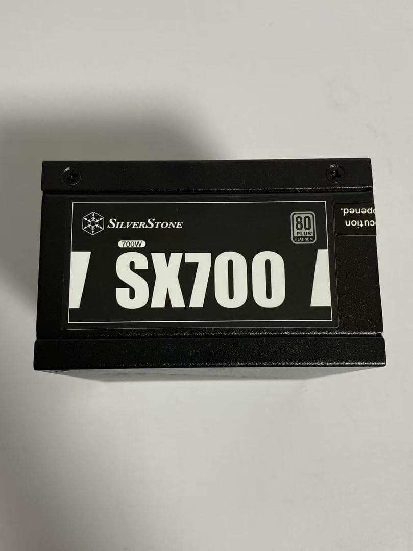 SilverStone 700W SFX 80 PLUS Platinum 電源